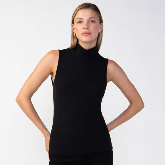 NWOT Sanctuary Essential Sleeveless Mock Neck Top Black - Picture 2 of 4